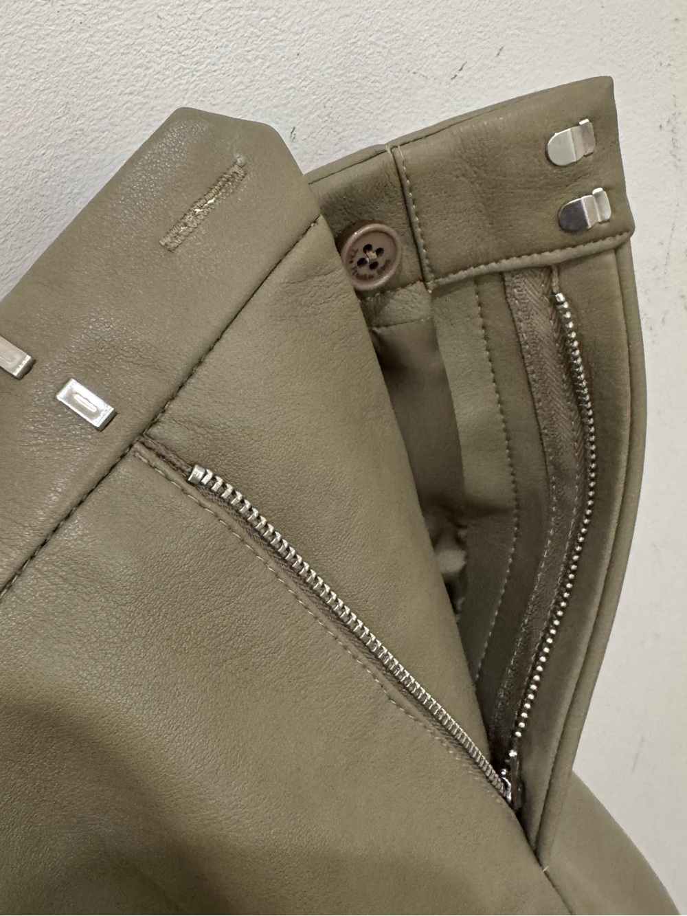 NWT The Frankie Shop Maybelle Faux Leather Maxi Skirt with Front Slit in Olive - Picture 12 of 16